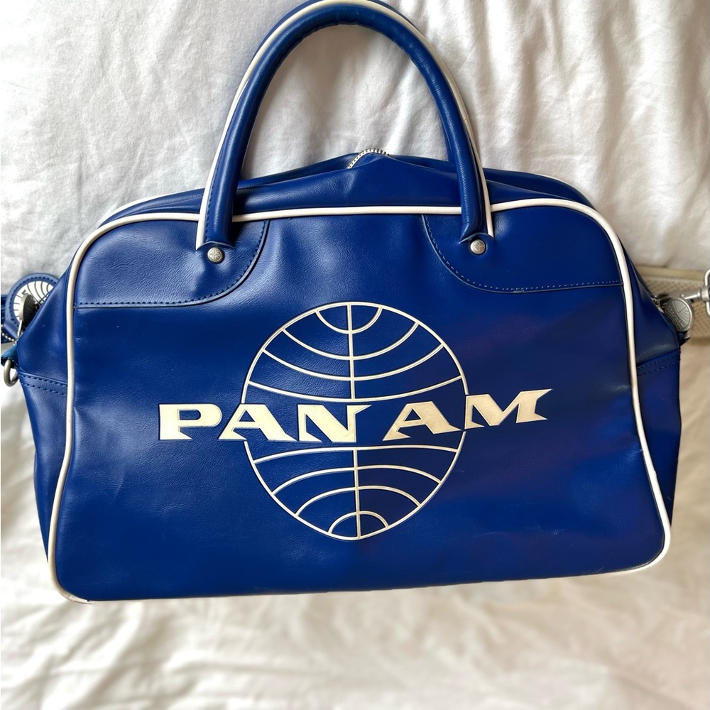 Vintage PANAM authentic full sized cabin bag